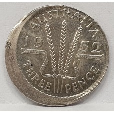 AUSTRALIA 1952 . THREEPENCE . ERROR . MIS-STRIKE . OFF CENTRE